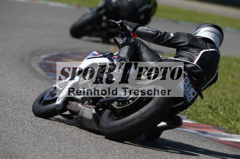 /Archiv-2024/29 12.06.2024 MOTO.CH Track Day ADR/Gruppe rot/unklar